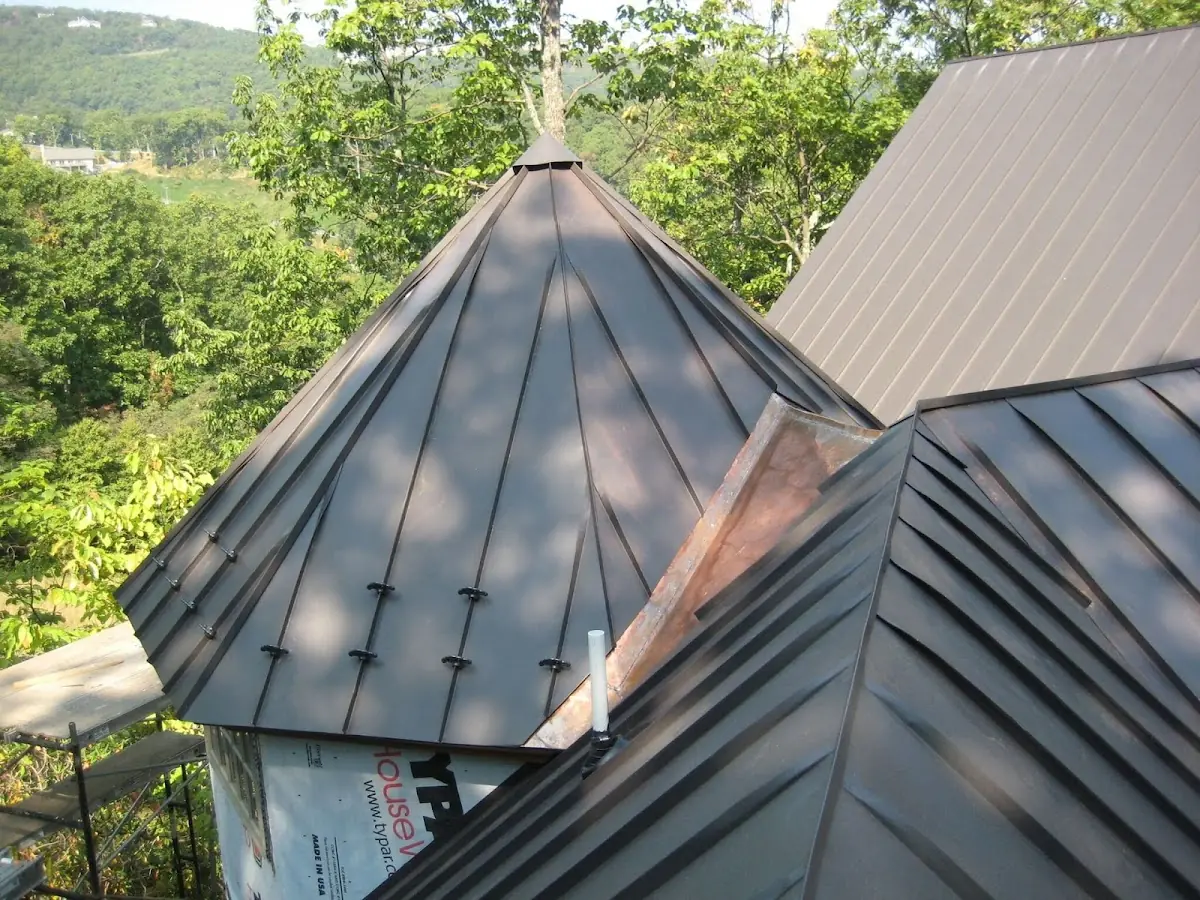 Professional Shingle Replacement & Repair by Craftsman Roofing in Golden Valley